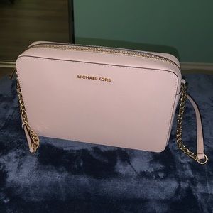 Michael Kors crossbody ***SOLD***
